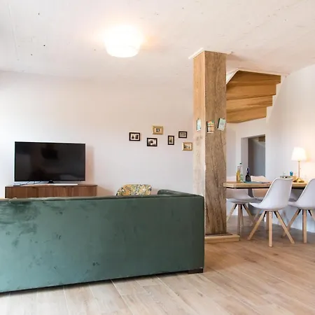 Gulfhof Dreybuelt 11 Likedeeler *